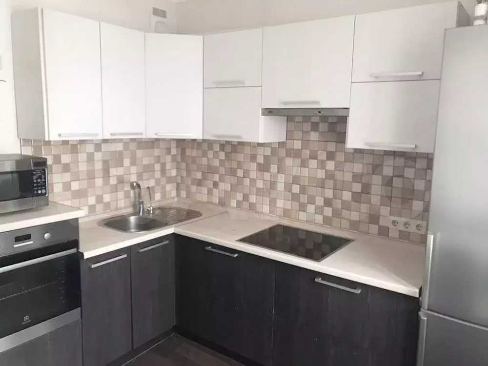 1-к. квартира, 41 м, 8/10 эт. - Фото 1