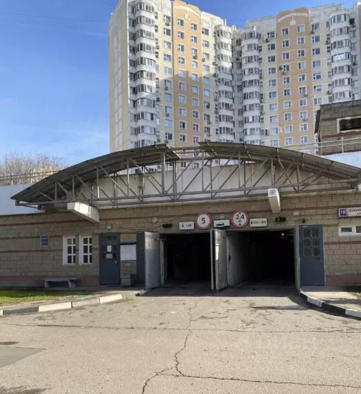 Гараж в Москва Лукинская ул., 18соор1 (21 м) - Фото 1