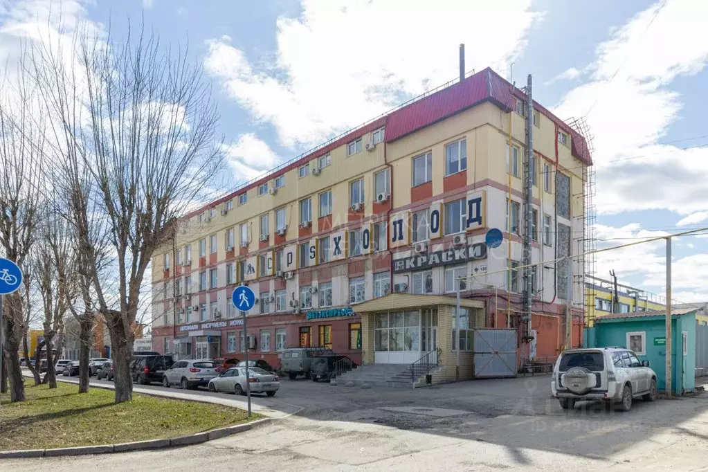 Офис в Тюменская область, Тюмень ул. 50 лет Октября, 120 (19 м) - Фото 1