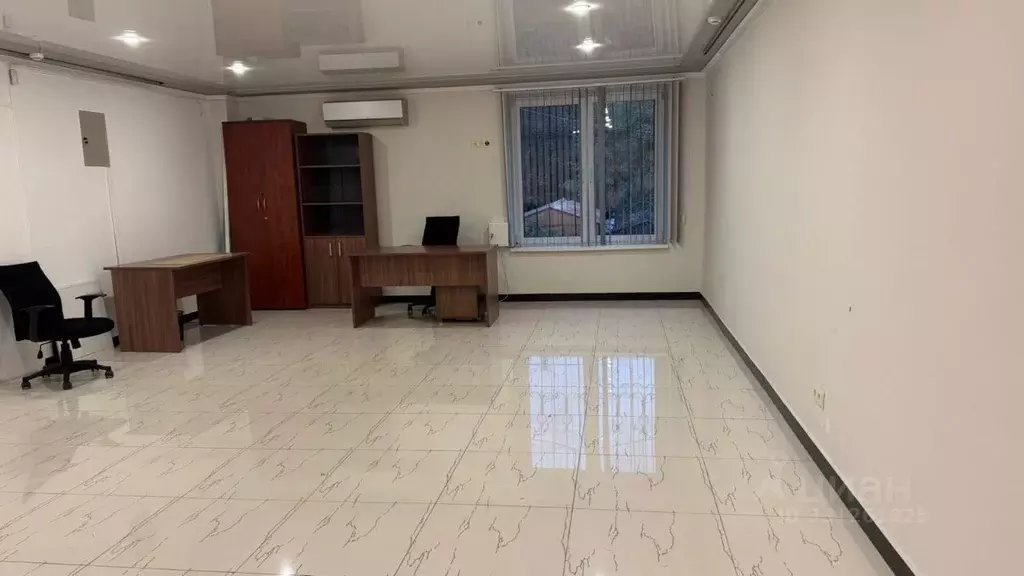 Офис в Северная Осетия, Владикавказ ул. Астана Кесаева, 10А (50 м) - Фото 2