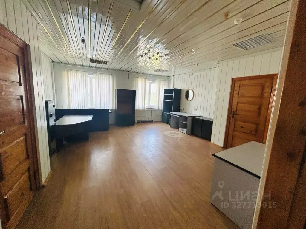 Офис в Белгородская область, Губкин ул. Дзержинского, 51 (40 м) - Фото 2