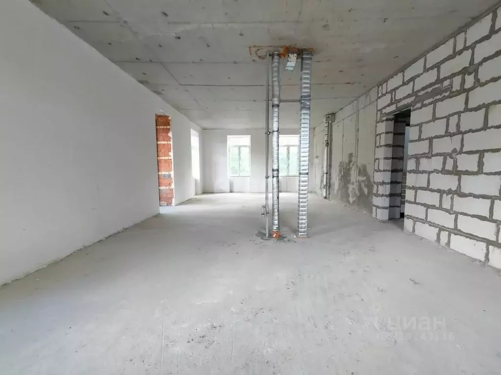 2-к кв. Архангельская область, Коряжма Театральная ул., 1А (82.1 м) - Фото 0