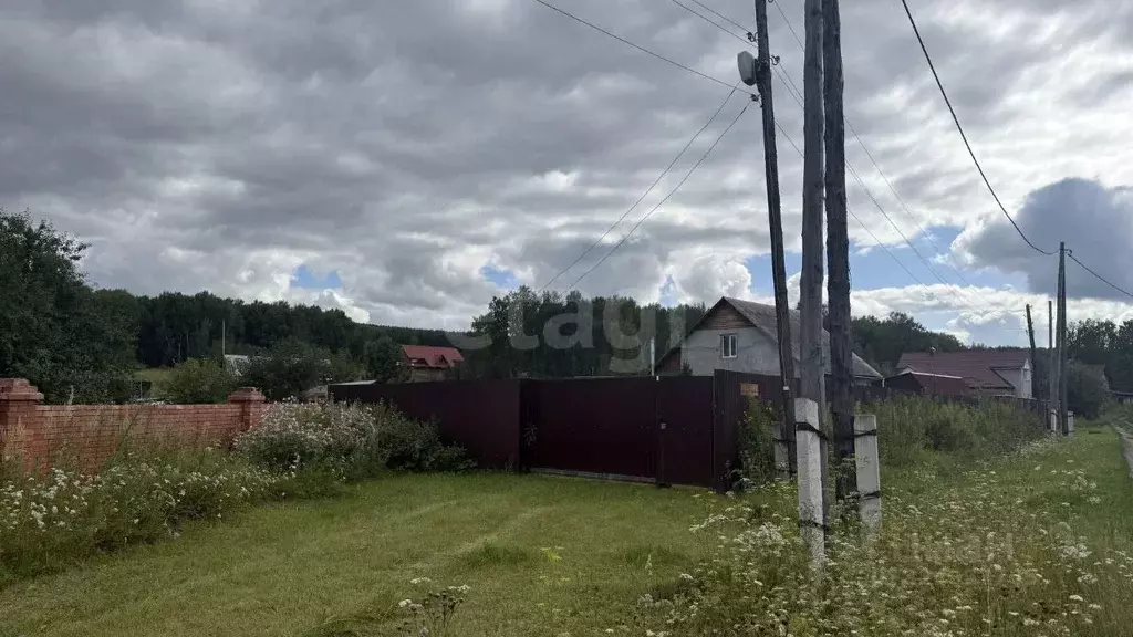 Дом в Красноярский край, Емельяновский муниципальный округ, д. Плоское ... - Фото 1