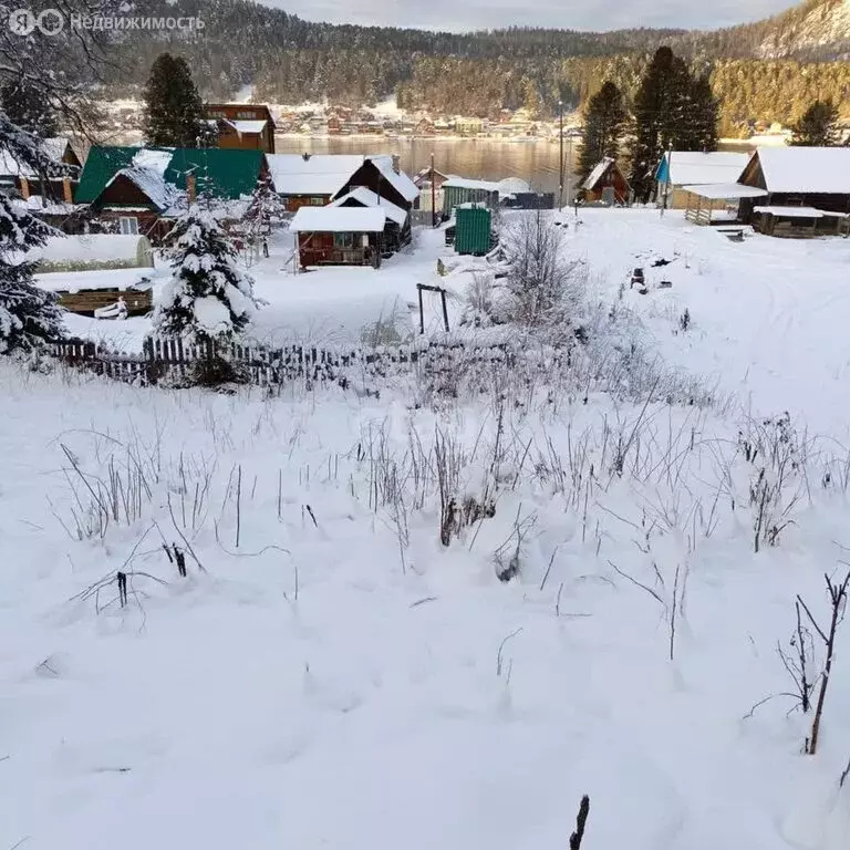 Участок в село Иогач, Центральная улица (7 м) - Фото 0