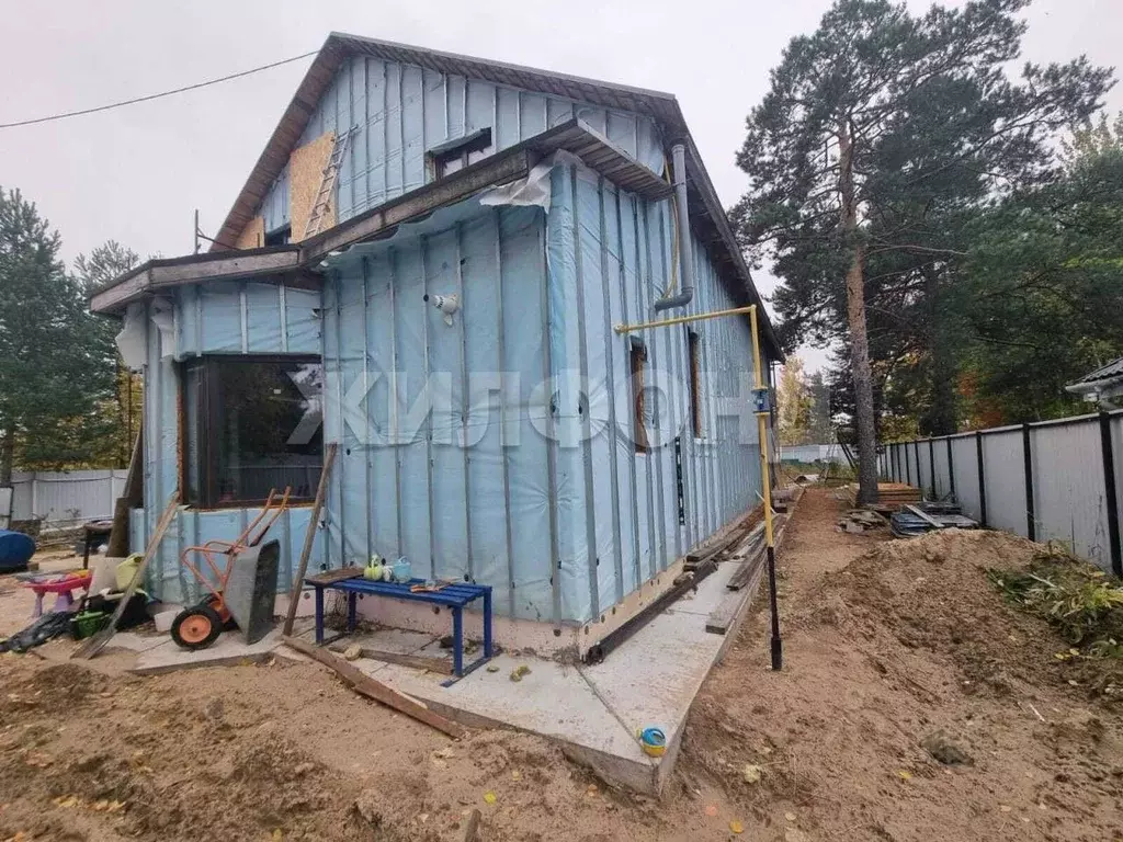 Дом в Ханты-Мансийский АО, Нефтеюганский район, Сингапай с/пос, пос. ... - Фото 1