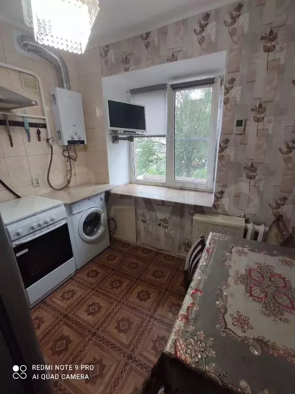 2-к. квартира, 42 м, 2/4 эт. - Фото 0