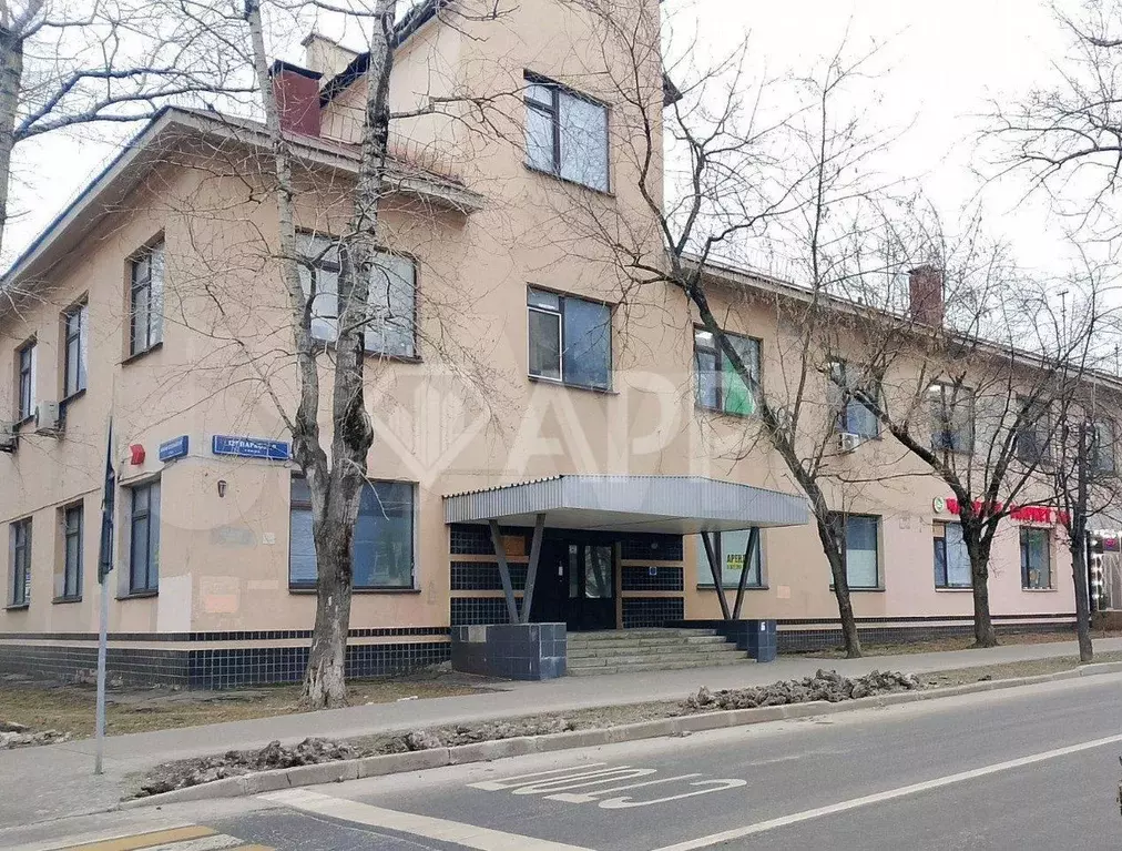 Блок помещений 200 метров свободного назначения со своим входом - Фото 1