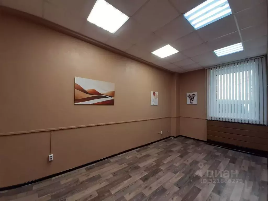 Офис в Татарстан, Казань ул. Вишневского, 26а (17 м) - Фото 1