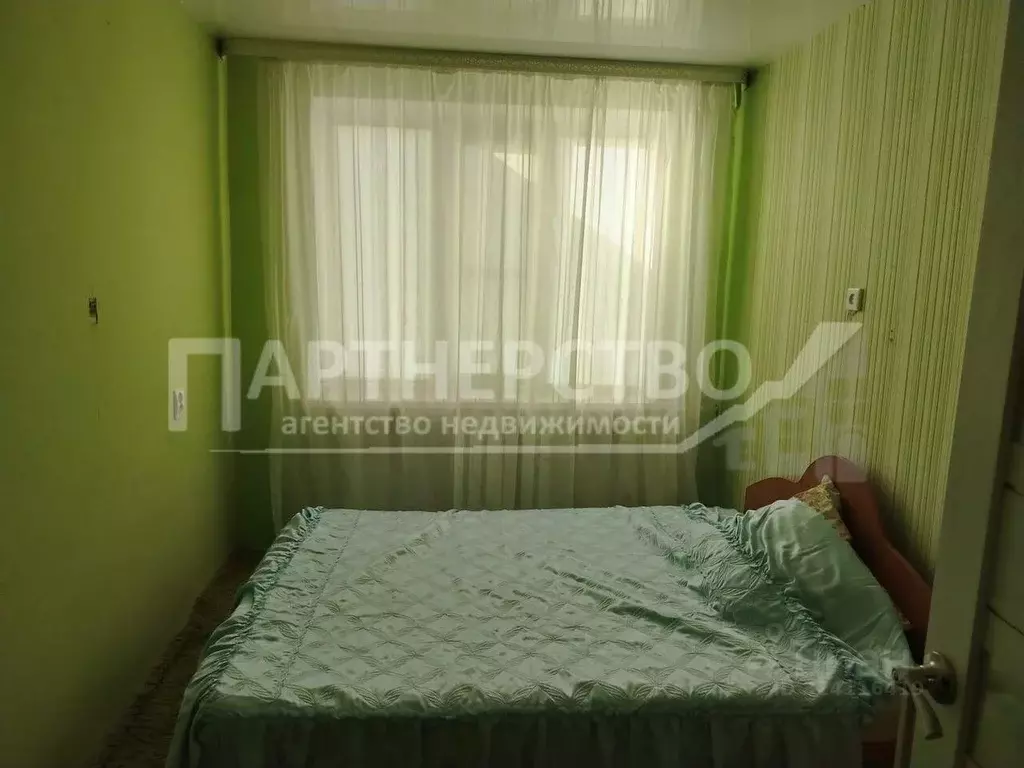 3-к кв. Краснодарский край, Абинский район, Ахтырское городское ... - Фото 2