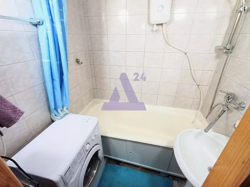 3-к кв. Алтайский край, Барнаул ул. Шумакова, 53 (68.2 м) - Фото 1