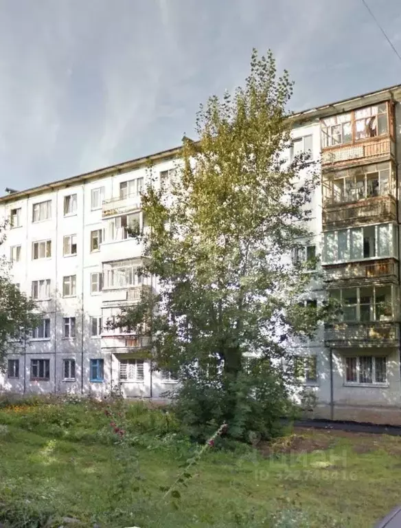 2-к кв. Удмуртия, Ижевск ул. Карла Маркса, 411 (48.0 м) - Фото 0
