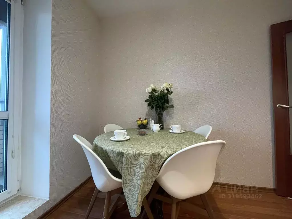 3-к кв. Санкт-Петербург ул. Оптиков, 35к1 (73.6 м) - Фото 1