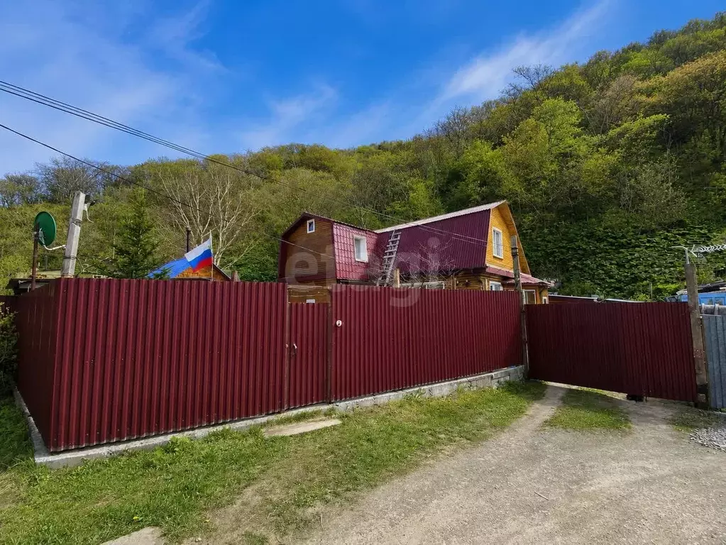 Дом в Сахалинская область, Холмск ул. Островского, 16 (128 м) - Фото 1