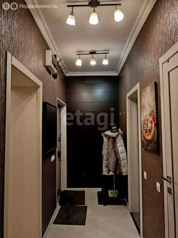 3-комнатная квартира: Новокузнецк, улица Кирова, 8 (49 м) - Фото 0