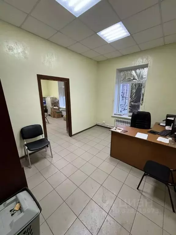 Помещение свободного назначения в Омская область, Омск ул. ... - Фото 1