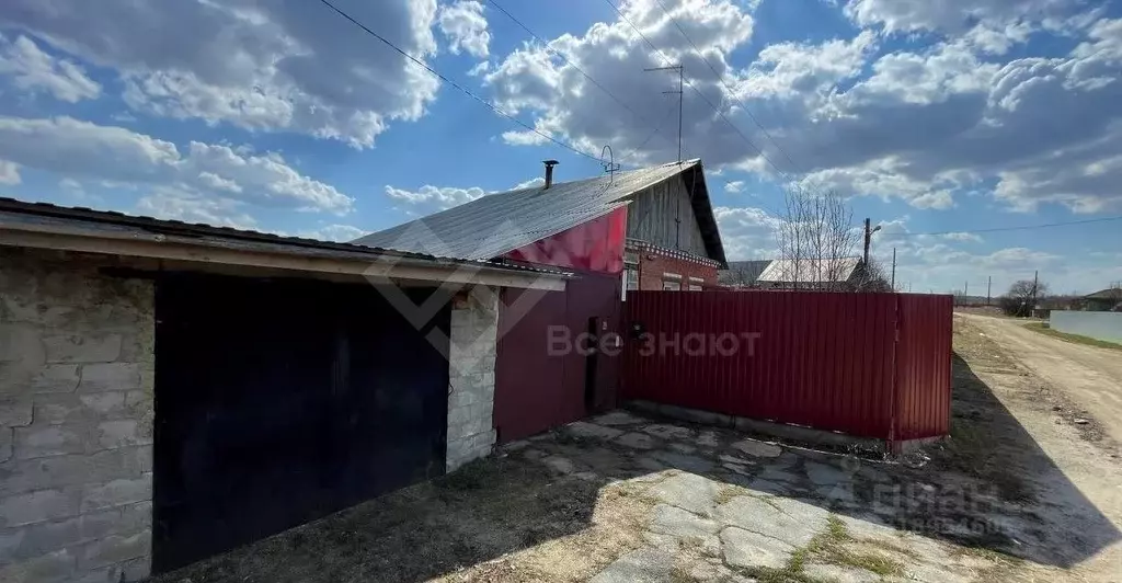 Дом в Челябинская область, Сосновский муниципальный округ, с. ... - Фото 1