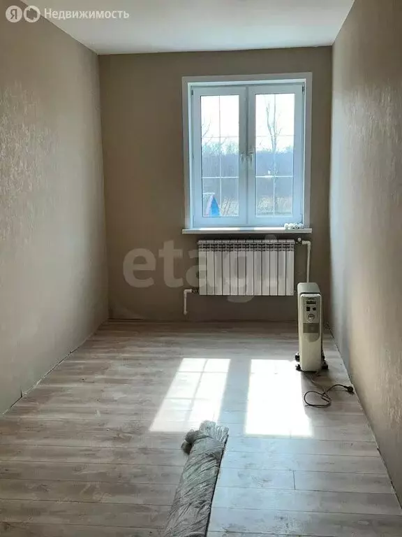 2-комнатная квартира: Осташков, улица Мира, 2к6 (56 м) - Фото 1