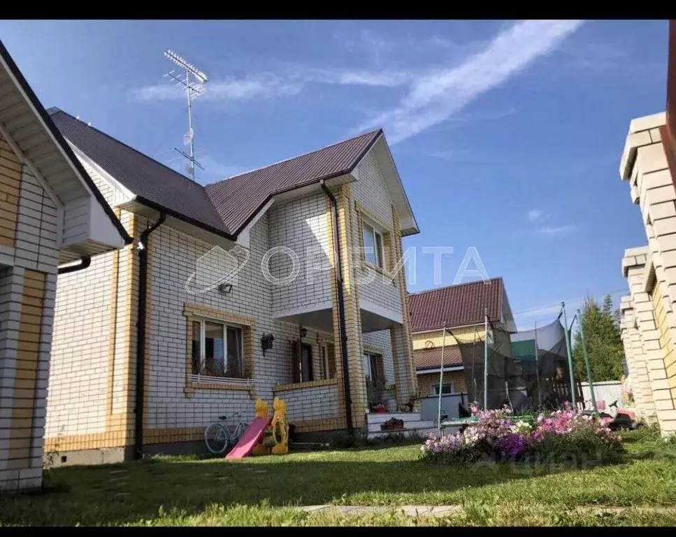 Дом в Тюменская область, Тюмень ул. 1-я Северная, 13 (175 м) - Фото 1