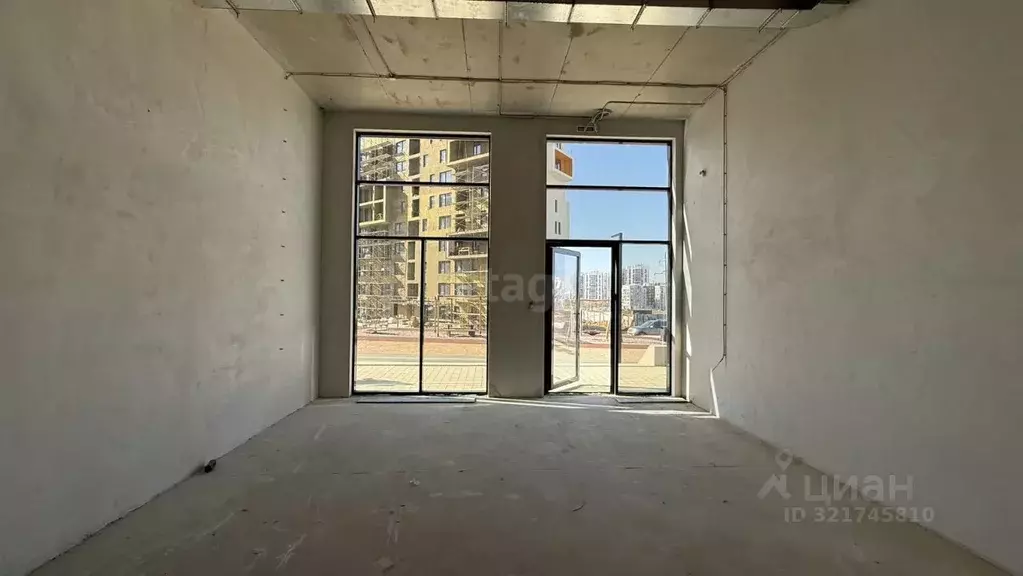 Помещение свободного назначения в Крым, Симферополь Крымская роза мкр, ... - Фото 2