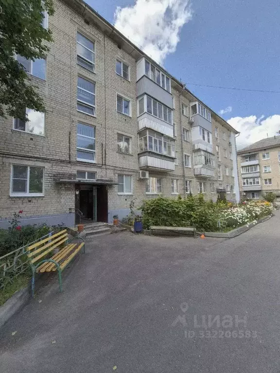 2-к кв. Пензенская область, Заречный Комсомольская ул., 11 (43.1 м) - Фото 1