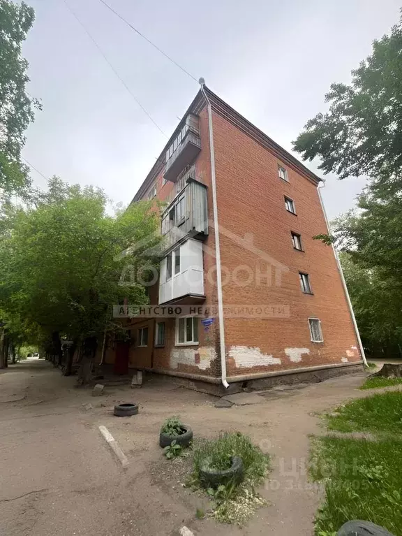 Комната Омская область, Омск ул. Петра Ильичева, 2 (12.7 м) - Фото 0