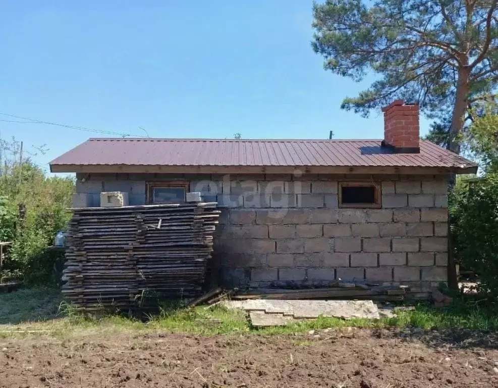 Дом в Оренбургская область, Оренбург Кооператор СНТ, ул. Яблоневая (37 ... - Фото 1