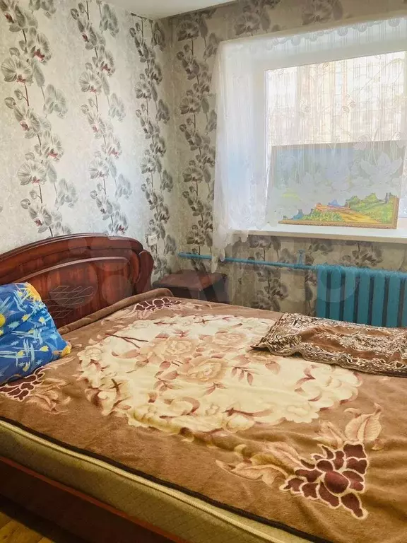 Комната 18,4 м в 9-к., 2/5 эт. - Фото 1