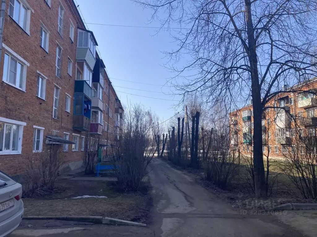 2-к кв. Московская область, Лотошино пгт ул. Микрорайон, 6 (42.8 м) - Фото 1