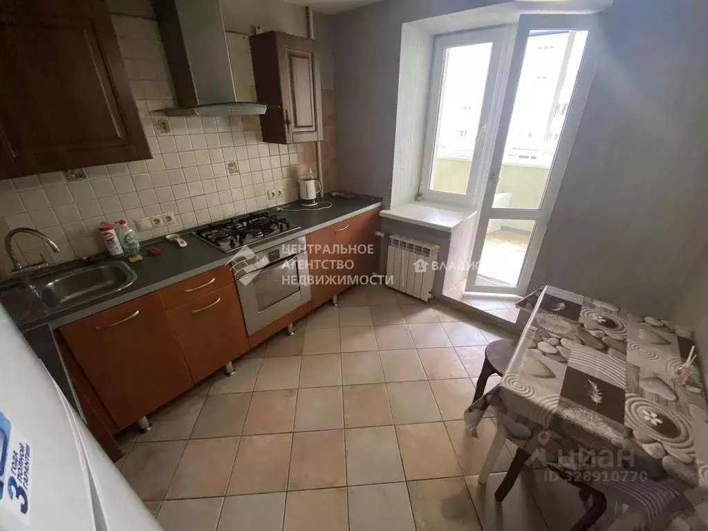 3-к кв. Рязанская область, Рязань ул. Грибоедова, 20 (70.0 м) - Фото 2