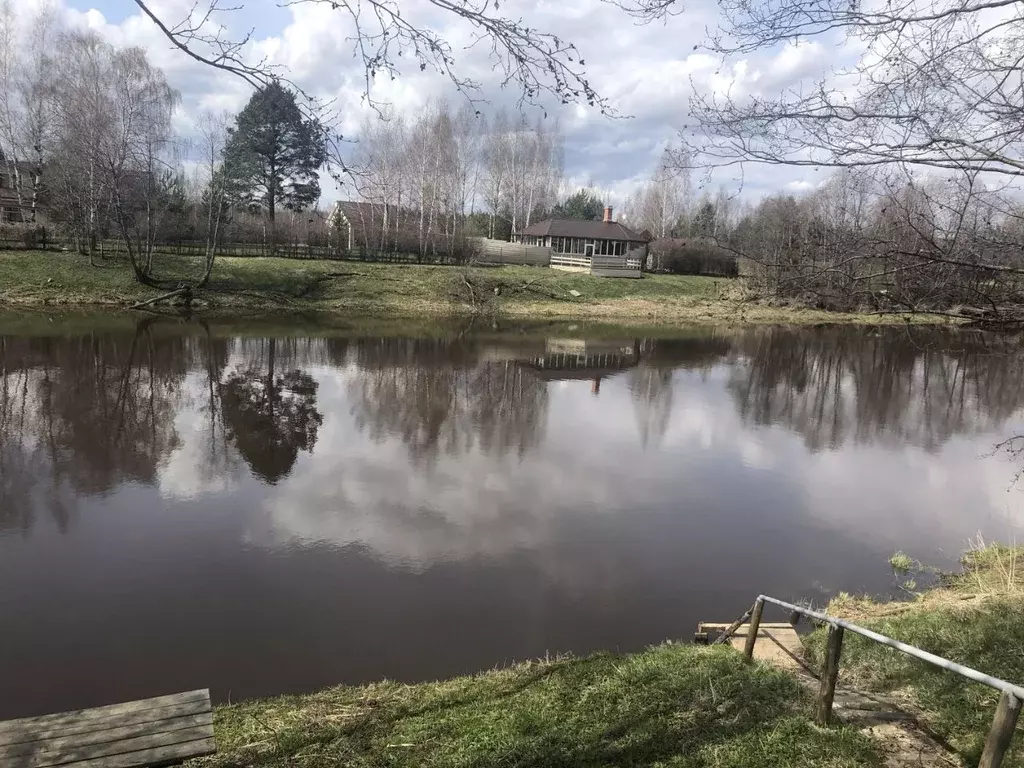 Участок в Тверская область, Конаковский муниципальный округ, д. ... - Фото 0