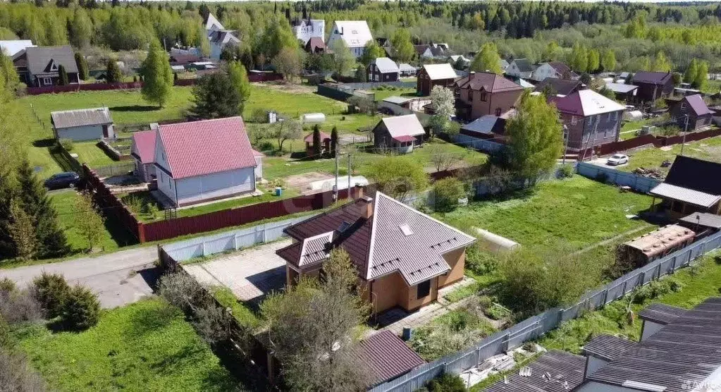 Дом в Московская область, Клин городской округ, с. Троицкое 144 (142 ... - Фото 1
