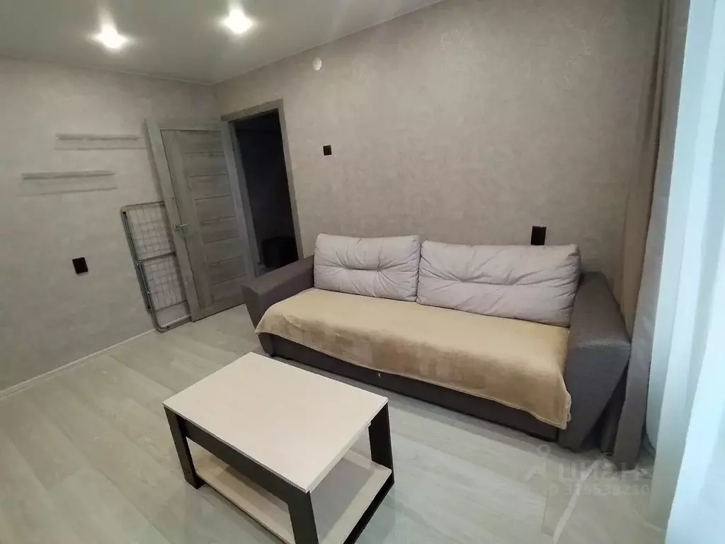 2-к кв. Вологодская область, Череповец ул. Бабушкина, 8 (40.0 м) - Фото 1