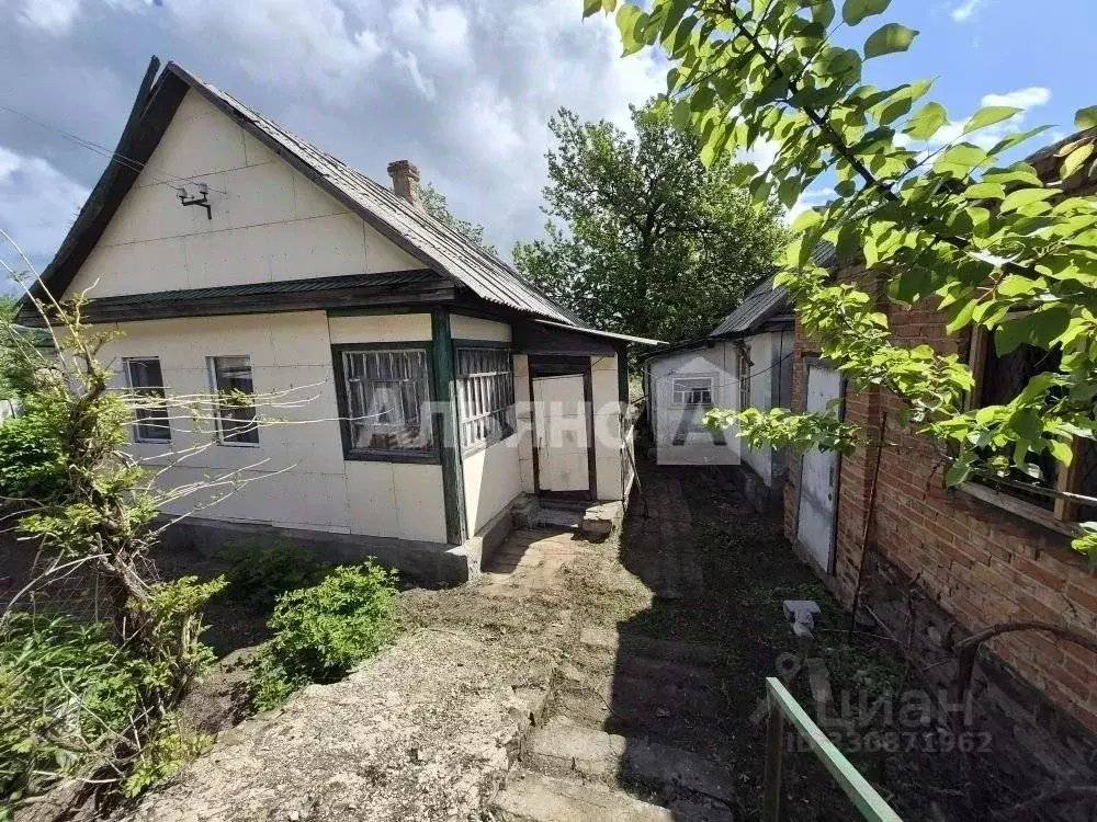 Дом в Ростовская область, Донецк пер. Лысенко (33 м) - Фото 1
