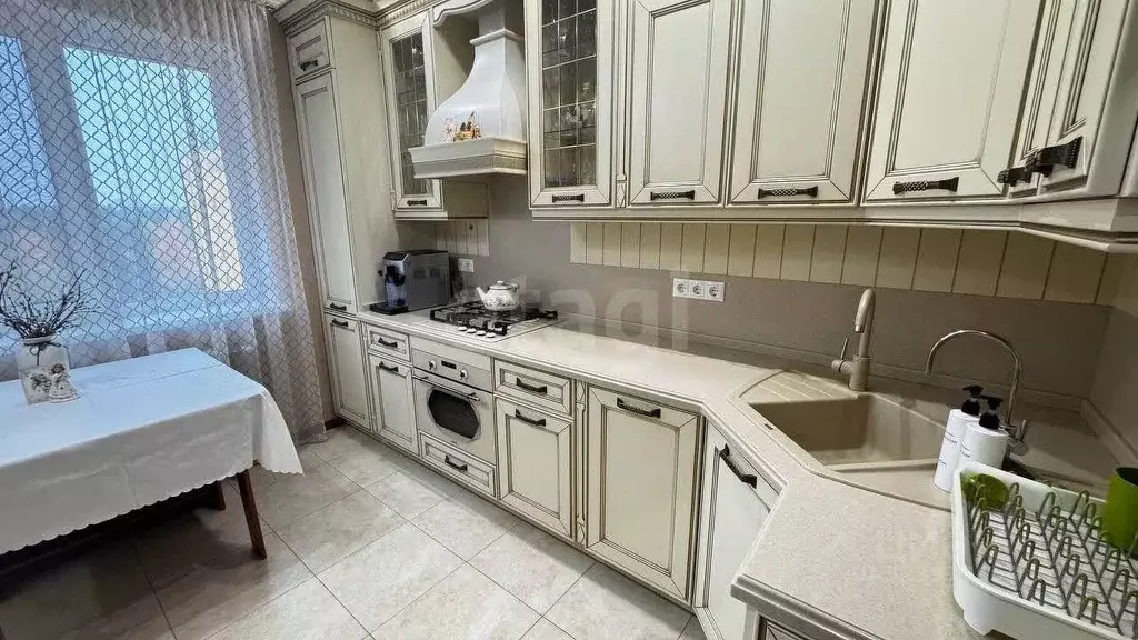 3-к кв. Ханты-Мансийский АО, Ханты-Мансийск Югорская ул., 1 (84.1 м) - Фото 2