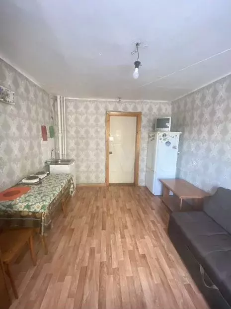 Комната 14м в 1-к., 2/4эт. - Фото 1