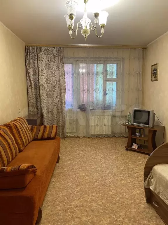 1-к. квартира, 35 м, 2/9 эт. - Фото 0