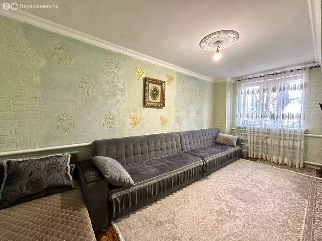 2-комнатная квартира: Махачкала, улица Ахмедхана Абу-Бакара, 31/1 (47 ... - Фото 2