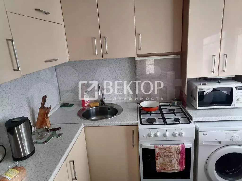 1-к. квартира, 30,8 м, 4/5 эт. - Фото 0