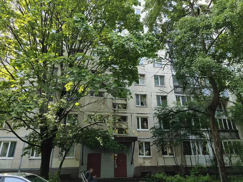 Комната 10,2 м в 3-к., 8/9 эт. - Фото 0