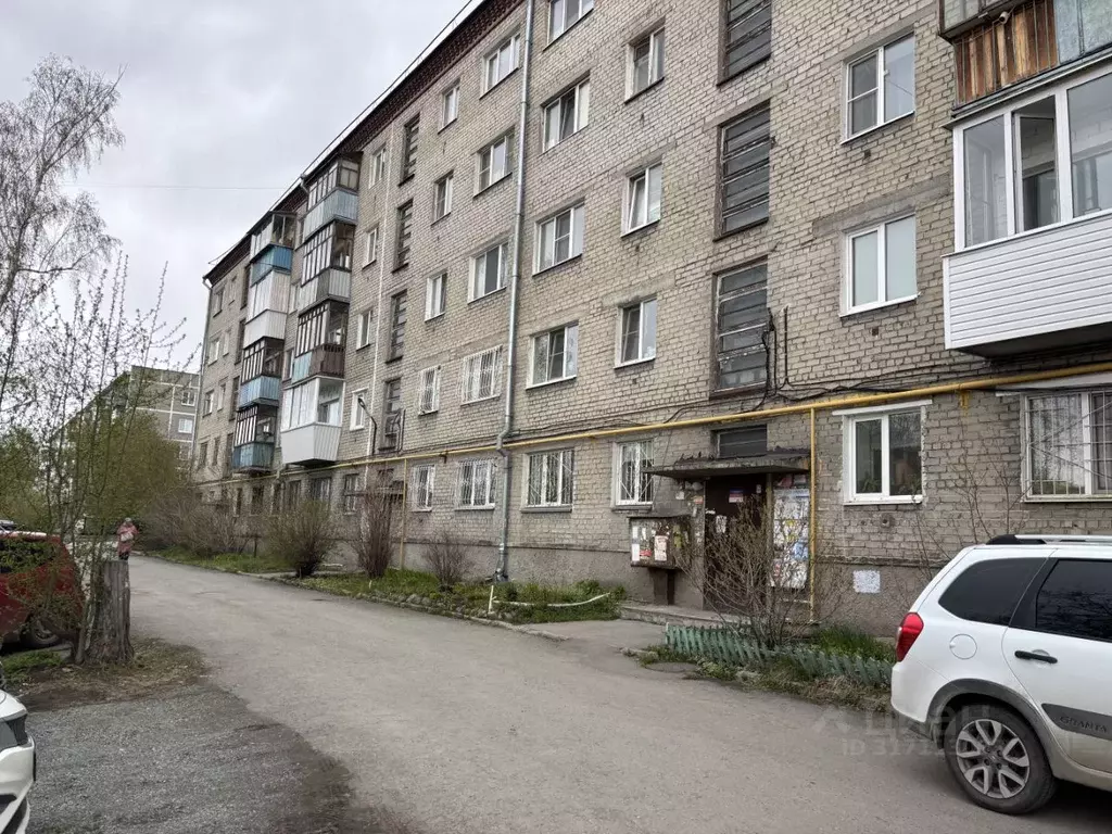 2-к кв. Свердловская область, Екатеринбург пер. Короткий, 15 (43.1 м) - Фото 0