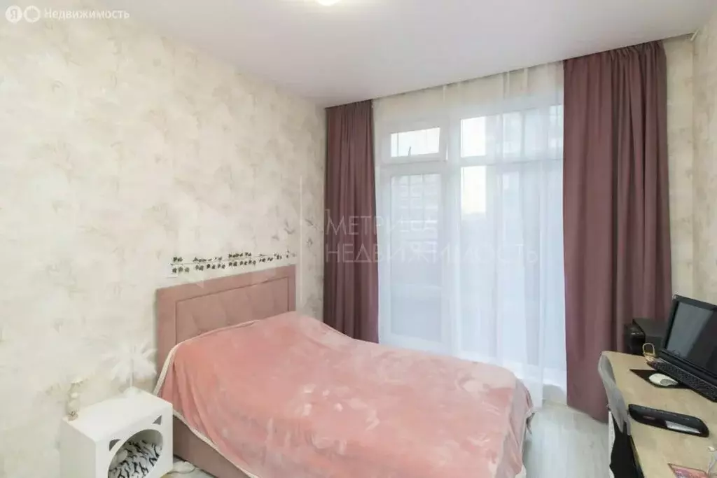 3-комнатная квартира: Тюмень, Стройотрядовская улица, 16 (60 м) - Фото 1
