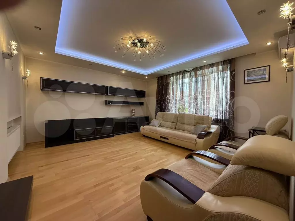 3-к. квартира, 100 м, 2/4 эт. - Фото 1