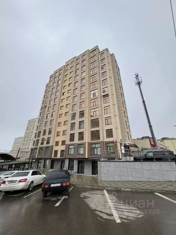 4-к кв. Кабардино-Балкария, Нальчик ул. Атажукина, 2 (218.0 м) - Фото 1