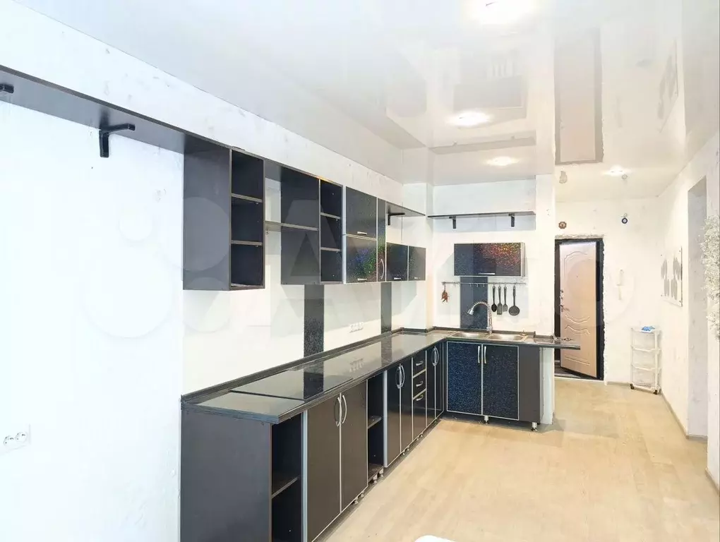 3-к. квартира, 100 м, 1/5 эт. - Фото 0