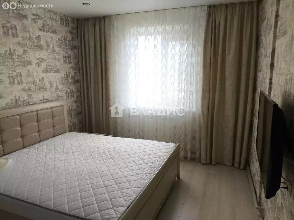 3-комнатная квартира: Строитель, улица Жукова, 11 (68.6 м) - Фото 2