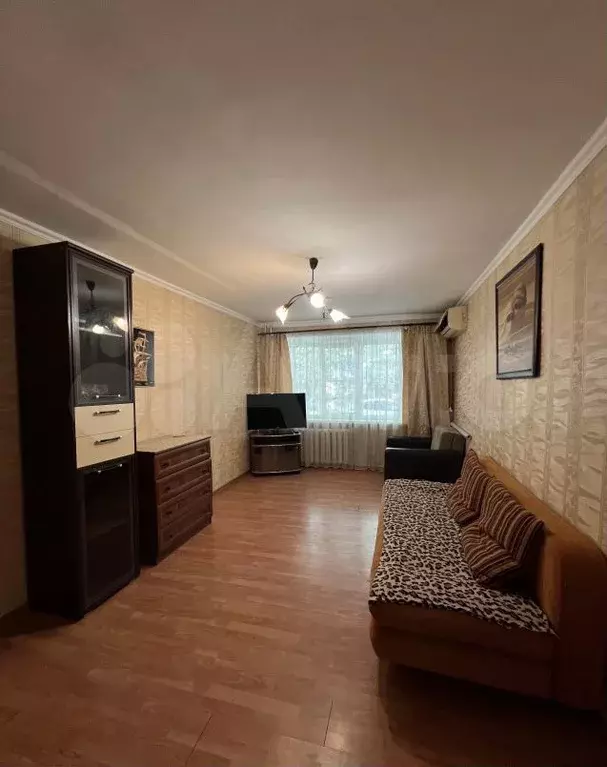 2-к. квартира, 46 м, 1/5 эт. - Фото 0