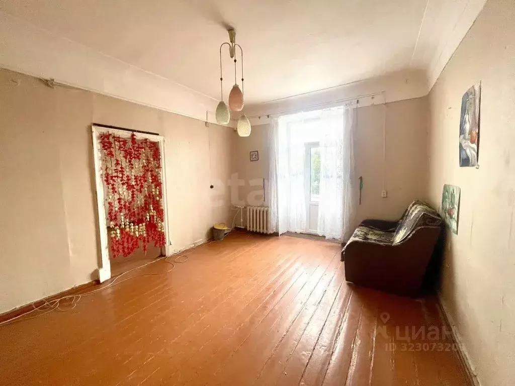 3-к кв. Смоленская область, Ярцево ул. Гагарина, 1 (76.0 м) - Фото 1