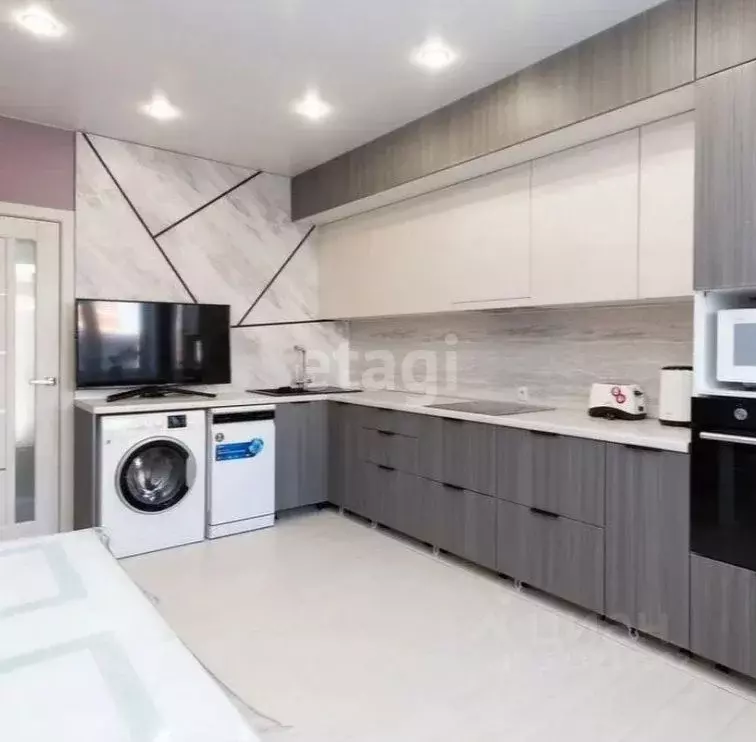 2-к кв. Амурская область, Благовещенск Игнатьевское ш., 10/6 (68.2 м) - Фото 2