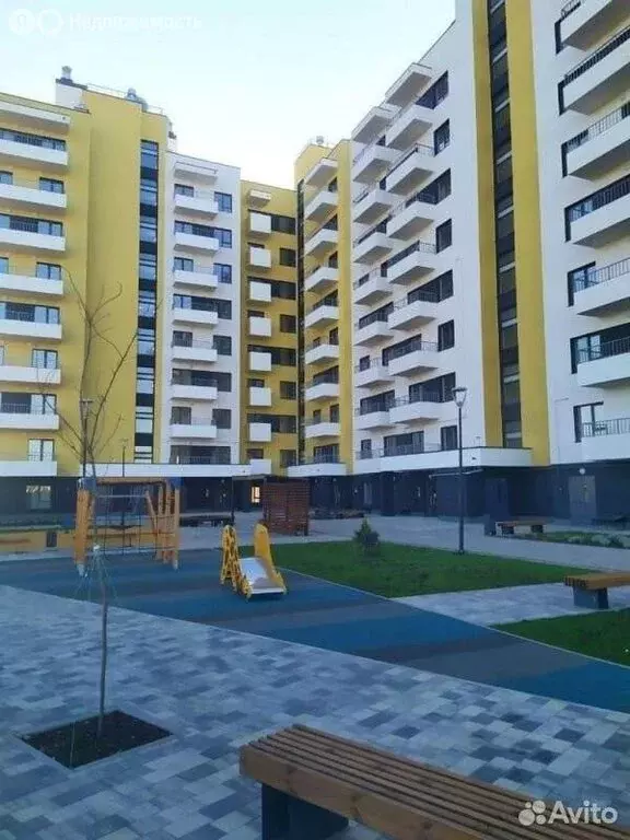 3-комнатная квартира: Саки, Набережная улица, 17 (80 м) - Фото 1