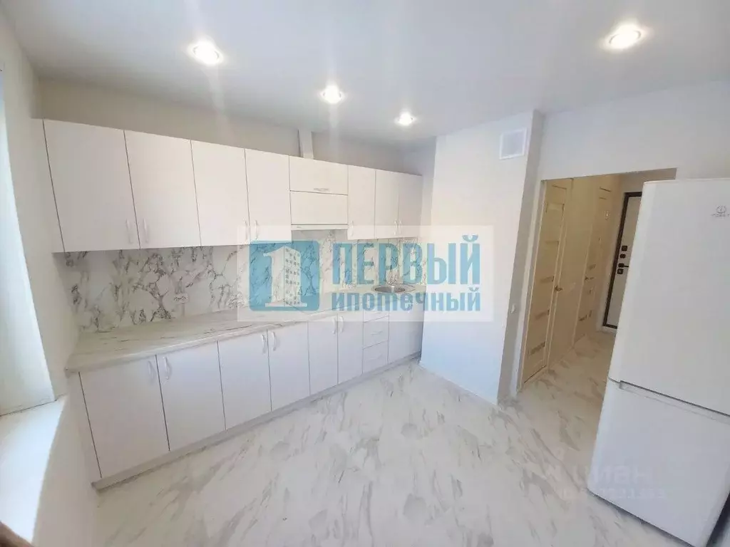 2-к кв. Марий Эл, Йошкар-Ола Красноармейская ул., 118 (57.1 м) - Фото 1